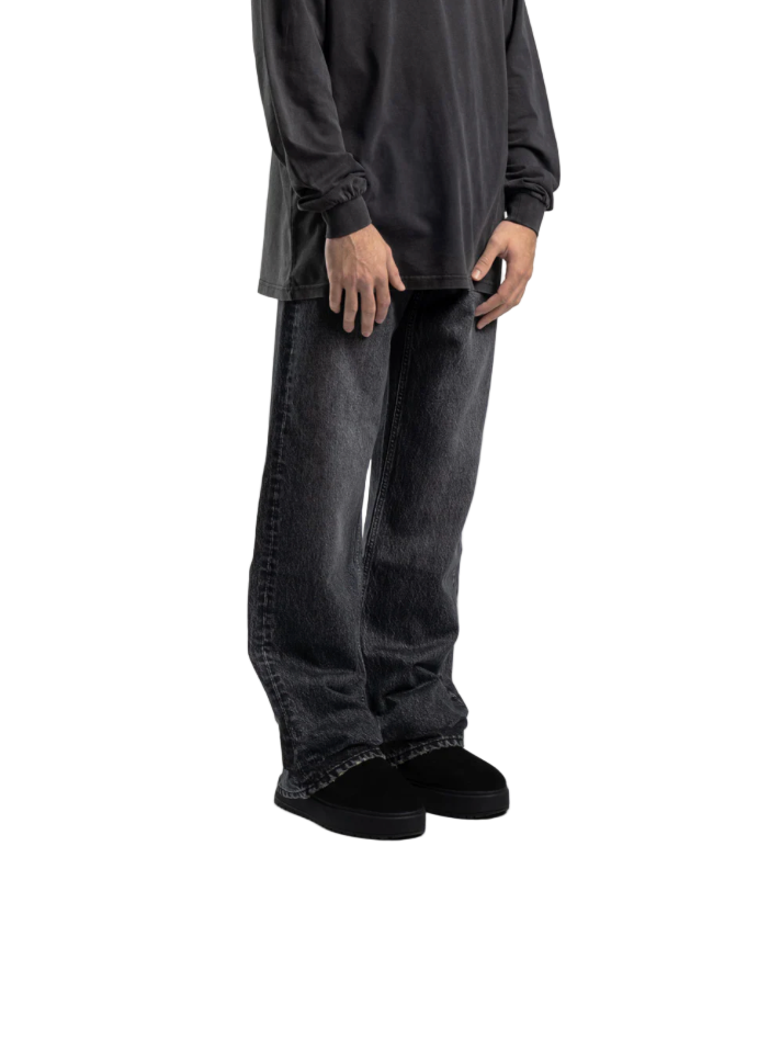BLACK SHADOW LOOSE JEANS